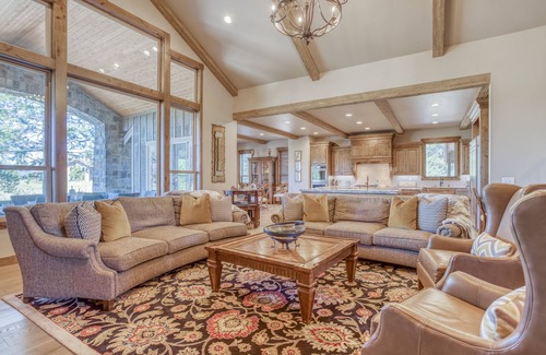Sunriver Casa | Caldera Springs Maison du Poulet - Meredith Lodging, Golf Links, Hot Tub!
