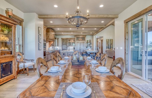Sunriver Casa | Caldera Springs Maison du Poulet - Meredith Lodging, Golf Links, Hot Tub!