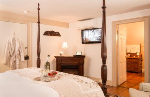 Salisbury Mills Cama Y Desayuno | Caldwell House Bed and Breakfast