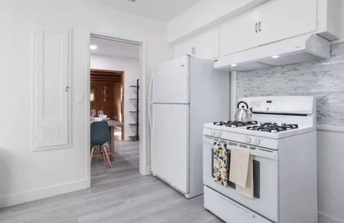Panorama City Casa | Cali Dwelling by AvantStay | Newly Furnished Home