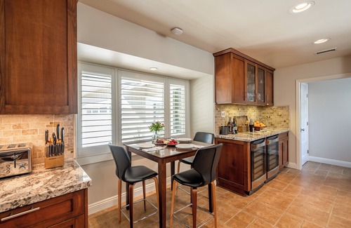 Santa Ana Casa | Cali Outdoor Living 4 Bedroom 3 Bath Pool Home, 12 Mins to Disney, Pet-Friendly