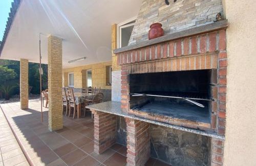 Canyelles Casa | California House in Canyelles by HLCLUB Agency