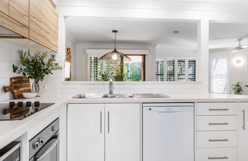 Byron Bay Villa | Calinda Sol 6 - Byron beachside perfection.... best location!