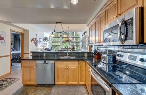 Canmore Condominio | Call to the Wild in Canmore!