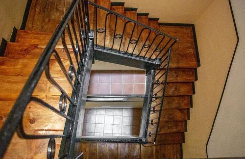 Barrio de las Letras Apartamento | Calle Huertas Coqueto by RegalateMadrid