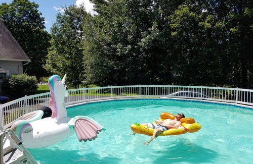 Hortonville Casa | Callicoon Creek House with Pool + Hot Tub