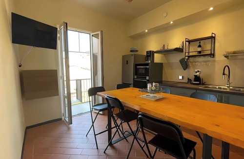 Santa Maria Novella Apartamento | Calm and silent 3 bedroom apartment near central Market of Florence