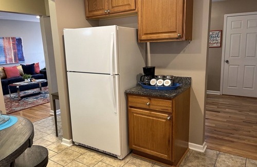 Clinton Township Casa | Calm & Cozy 3BR King Bed Free Wifi | Washer Dryer