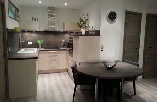 California - Pezou Apartamento | CALM IN CITY CENTRE