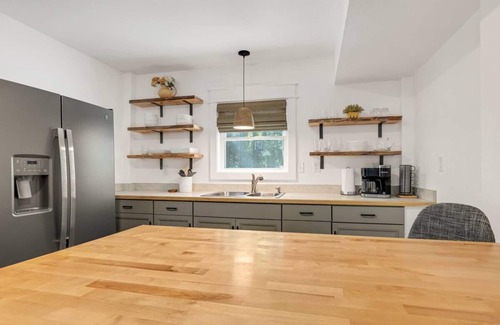 Sea Scape Apartamento | "Calm it Down" Bikes, Beach, and 5 star reviews!