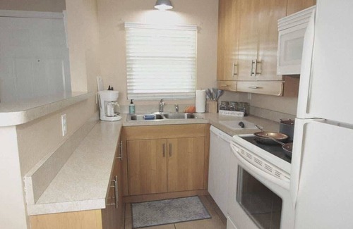 Arlington Park Apartamento | Calm Japandi Retreat with Patio, Near Downtown