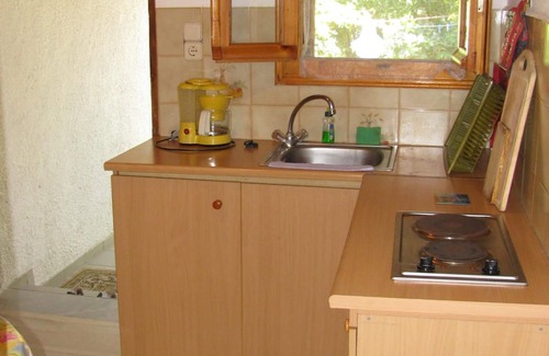 Kakovatos Casa | Tranquilo, en el medio de un olivar, cerca de la playa, wifi | Casa de vacaciones Ili