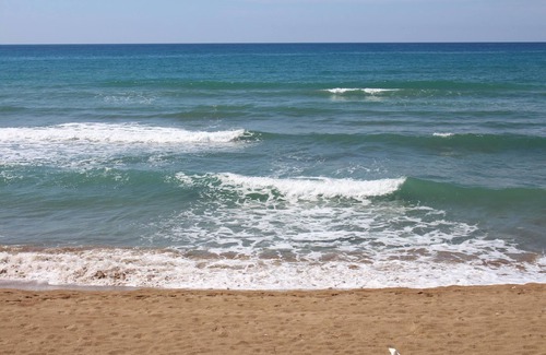 Kakovatos Casa | Tranquilo, en el medio de un olivar, cerca de la playa, wifi | Casa de vacaciones Ili