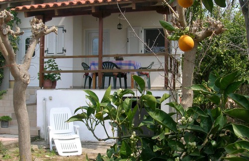 Kakovatos Casa | Tranquilo, en el medio de un olivar, cerca de la playa, wifi | Casa de vacaciones Ili