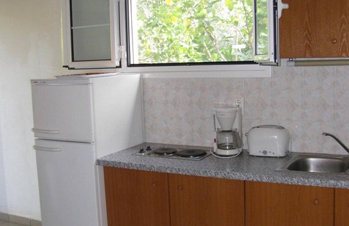 Kakovatos Casa | Tranquilo, en el medio de un olivar, cerca de la playa, wifi | Casa de vacaciones Ili