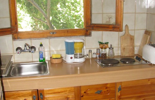 Kakovatos Casa | Tranquilo, en el medio de un olivar, cerca de la playa, wifi | Casa de vacaciones Ili