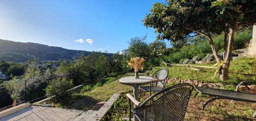Pegomas Apartamento | Calme et Vue Panoramique