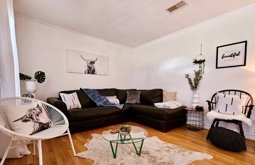 Jonesville Casa | Calming Yadkin Valley Escape