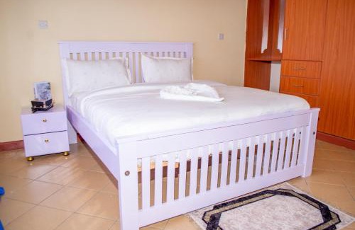 Naivasha Apartamento | Calmo Meta Homestay Naivasha