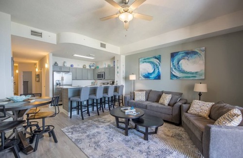 Panama City Beach Complejo | Calypso 3-2303 Penthouse Level w/ Incredible View!