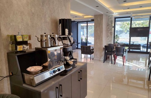 Onikisubat Apartamento | Cam Suites