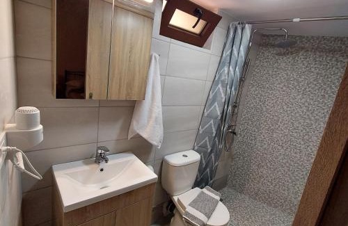 Agia Marina Casa | Camarake