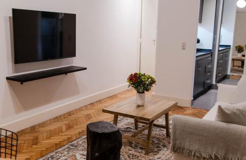 Retiro Apartamento | Camassia Beautiful Apartment