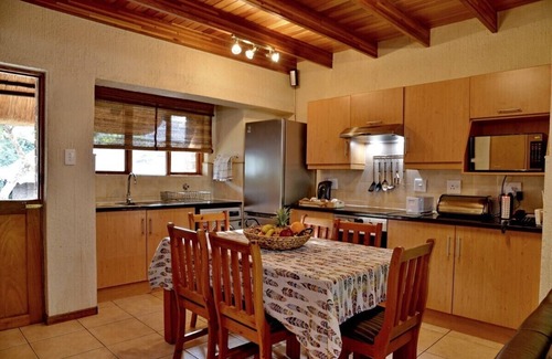 Hazyview Casa | Cambalala Unit 4 - Luxury Self Catering Vacation Rental In Kruger Park Lodge
