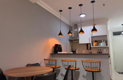 Camboinhas Apartamento | Camboinhas - Piscina e Garagem na Rua da praia