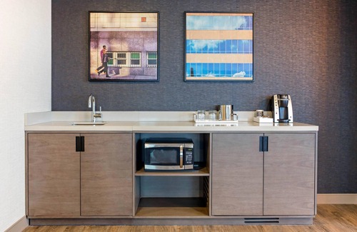 Downtown Asheville Hotel | Cambria Hotel Downtown Asheville