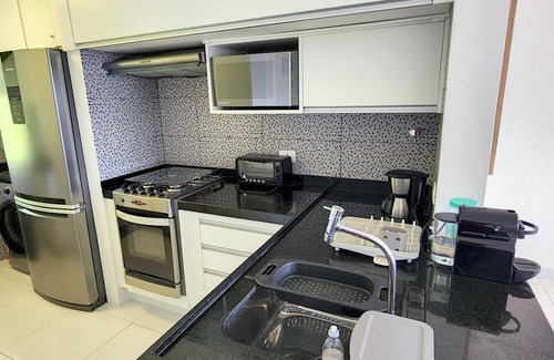 Sao Sebastiao Apartamento | Camburyzinho, gated community 3 suites, panoramic views and privacy.