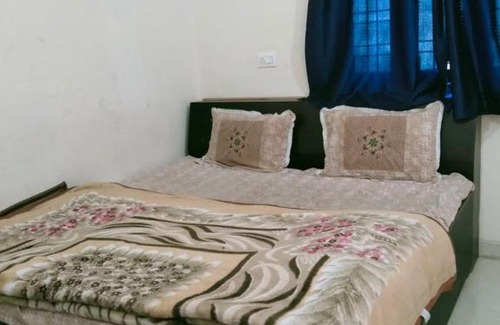 The Mall Road Casa | Camel view hotel