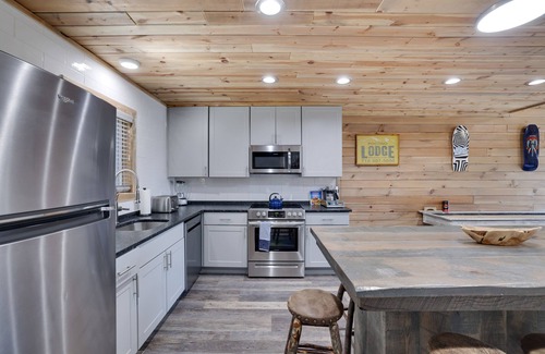 Village at Camelback Casa | Camelback Cabin 8 Poconos