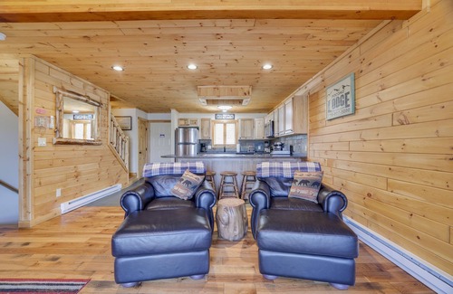 Village at Camelback Casa | CAMELBACK CABINS 103 in POCONOS Ski on off block parking level no steps to unit