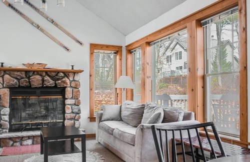 Tannersville Cabina | Camelback Mtn Cabin w/ views near slopes