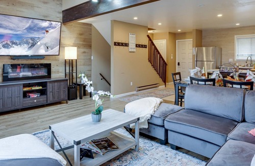 Village at Camelback Casa | Camelback Resort Poconos, 8 bed, Pool/Hot Tub, Gym