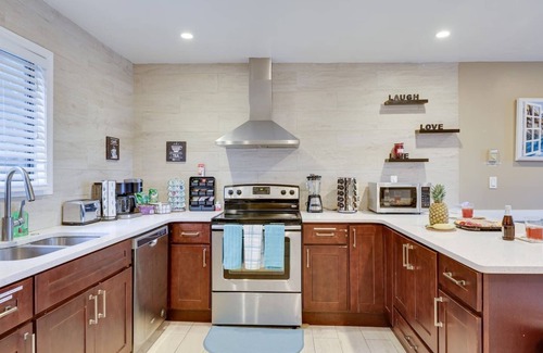 Village at Camelback Casa | Camelback Resort Poconos, 8 bed, Pool/Hot Tub, Gym