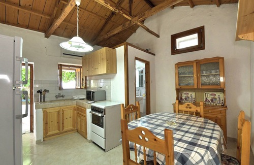 Xanthi Region Villa | CAMELIA. Acceso al mar desde el parque privado. Vista privilegiada del Egean.