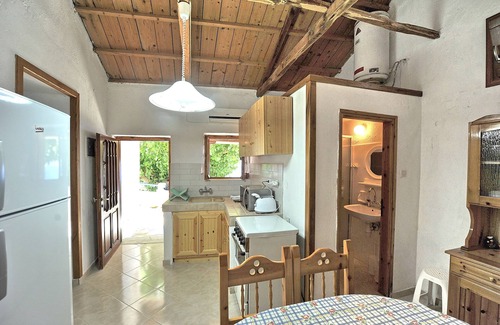 Xanthi Region Villa | CAMELIA. Acceso al mar desde el parque privado. Vista privilegiada del Egean.