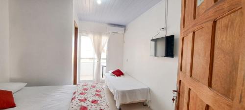 Balneario Arroio do Silva Casa | Camelo locação de Suítes Individuais Pousada com Cozinha e Sala Compartilhada