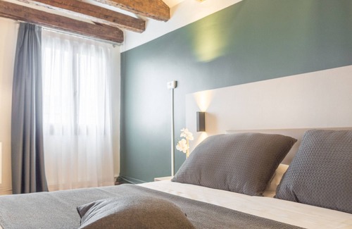 Santa Croce Cama Y Desayuno | Camera 6 - Grand Canal Suites by Wonderful Italy