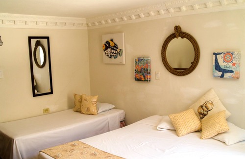 Cienfuegos Casa | Camila's Hostal and Restaurant