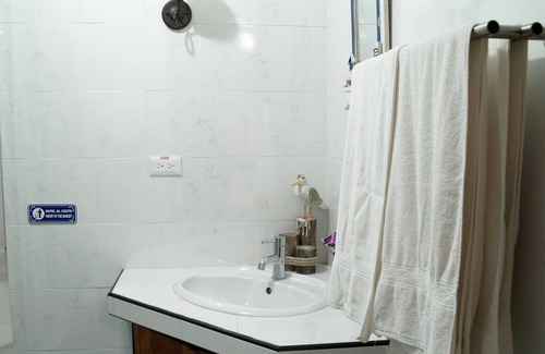 Cienfuegos Casa | Camila's Hostal and Restaurant