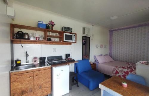 Praia do Rosa Apartamento | Caminho das Dunas Praia do Rosa- Mini casa em container