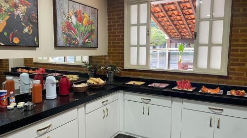 Niteroi Cama Y Desayuno | Caminho de Itacoatiara