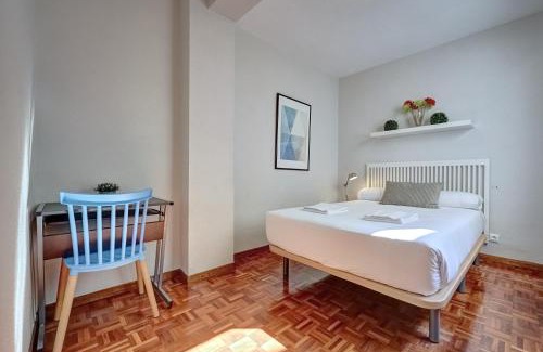 Echavacoiz Apartamento | Camino Pamplona 5 by Clabao