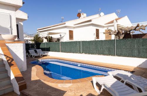 Riumar Casa | CAMINS - Casa en Riumar con piscina privada