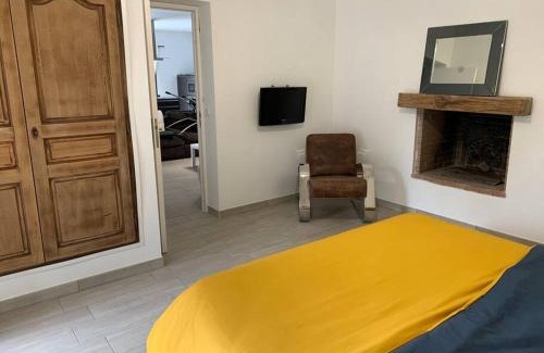 Sotta Casa | Caminu di porto vecchio*. (Piscine chauffée)