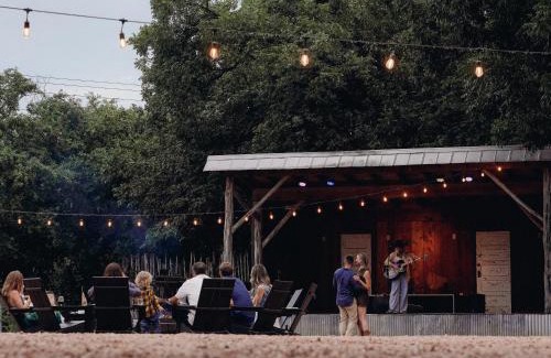 Comfort Hotel | Camp Comfort