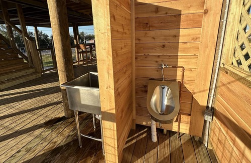 Delacroix Cabina | Camp Conex in Shell Beach & Hopedale, La